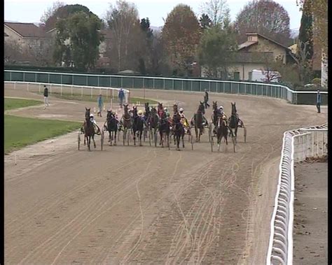 Replays des courses hippiques, analysez et préparez vos Paris